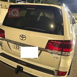 تويوتا لاندكروزر